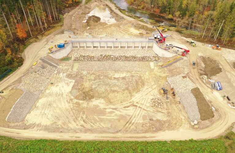 Foto_1_Einlassbauwerk-ohne-Schützen-(Drohnenbild)